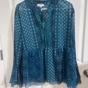 Arizona Jean Company Blue Patterned Blouse